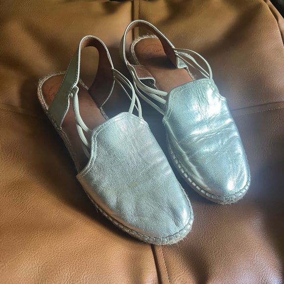 Gold leather Toni Pons Espadrille Sandals - Picture 2 of 4